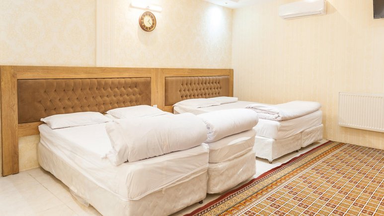 اتاق چهار تخته خانه مسافر بهزاد مشهد